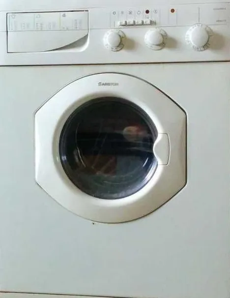 Замена щёток Hotpoint Ariston AL 1456 TXR